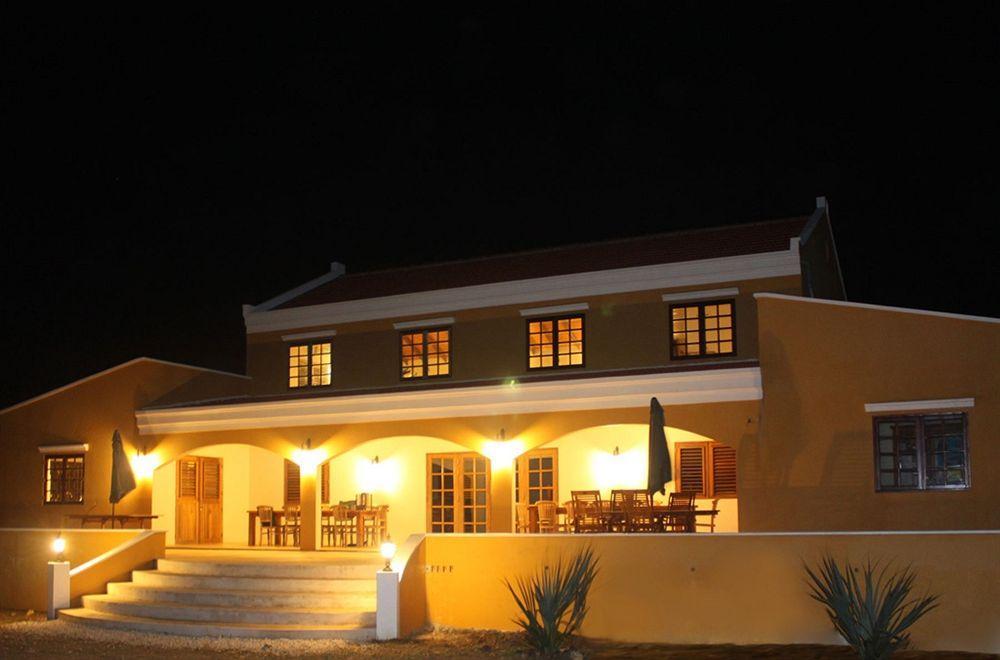 Wanapa Lodge Bonaire Extérieur photo